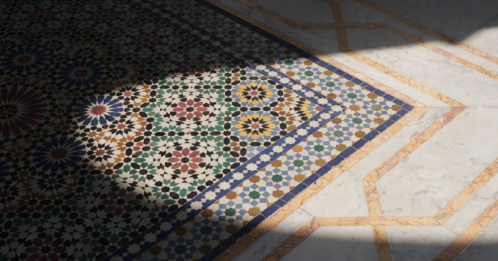 Pourquoi nous photographions chaque riad à chaque saison.